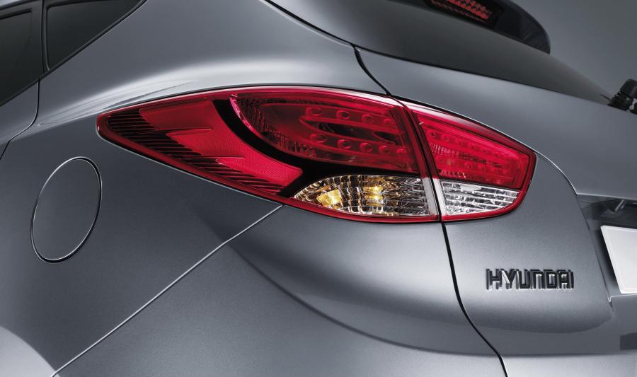  Hyundai ix35 2010 года  (фото 31 из 114)